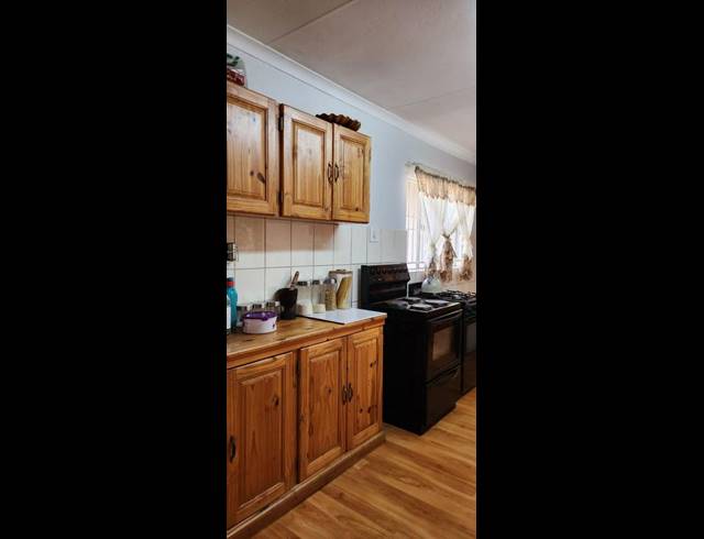 3 BEDROOM HOUSE FOR SALE IN SECUNDA CENTRAL